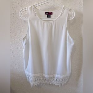 Scooter Size L Lace Fringe Shirt